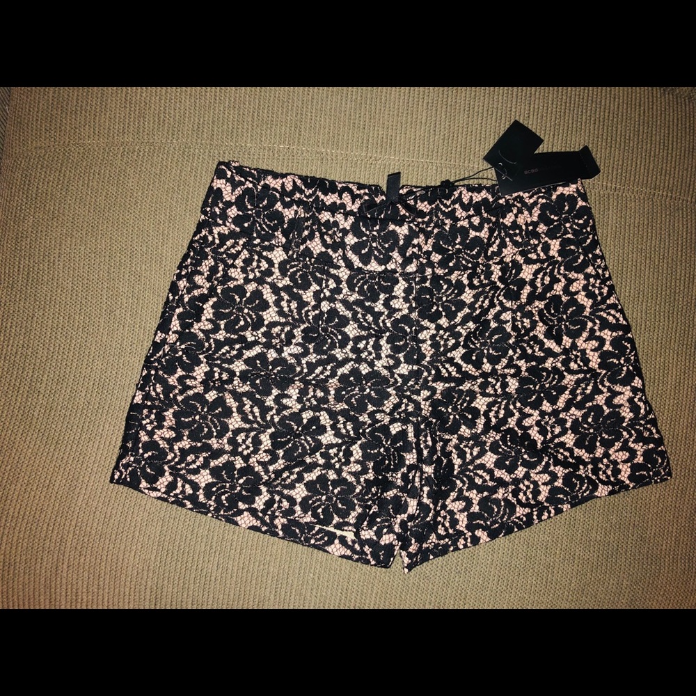 shorts 🛍 lace BCBGMAXAZRIA
